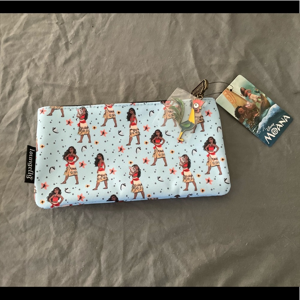 Disney Loungefly Moana Pouch